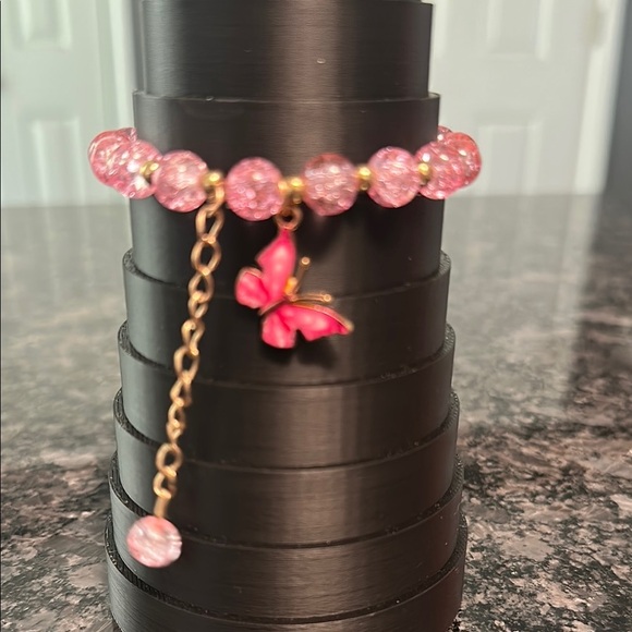 Butterfly Charm Bracelet Pink Butterfly and Sparkling Beads Dangling Accent NWT - Picture 5 of 8